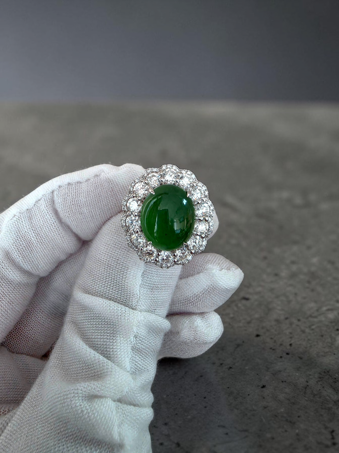 Shinshiro MADE IN JAPAN 6.88 cts. Certified Intense Icy Green Burmese A-Jadeite Ring (with 18K White Gold and White Diamonds) Size US7 - R27