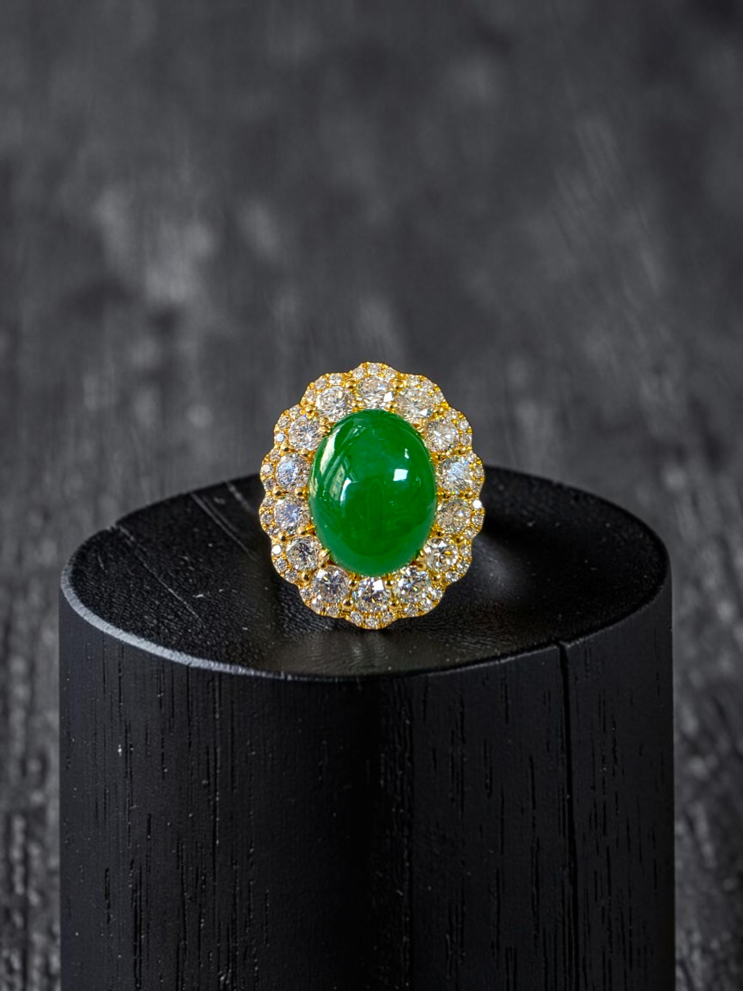 Yokote MADE IN JAPAN 6.29 cts. Certified Bright Imperial Green Burmese A-Jadeite Ring (with 18K Yellow Gold and White Diamonds) Size US7 - R28