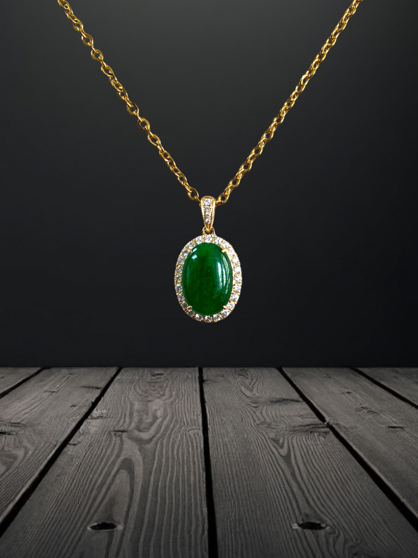 Toyoake MADE IN JAPAN 5.05 cts. Certified Bright Imperial Green Burmese A-Jadeite Pendant (with 18K Yellow Gold and White Diamonds)