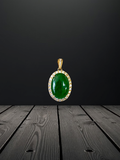 Toyoake MADE IN JAPAN 5.05 cts. Certified Bright Imperial Green Burmese A-Jadeite Pendant (with 18K Yellow Gold and White Diamonds)