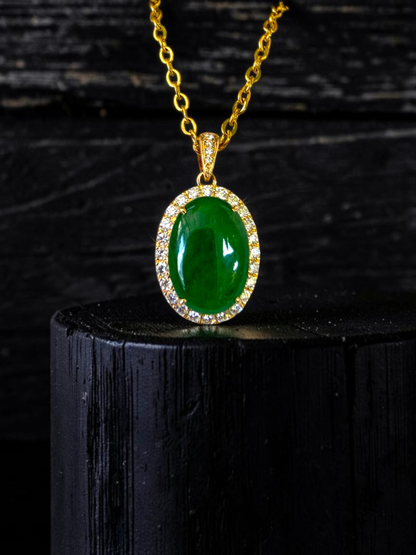 Toyoake MADE IN JAPAN 5.05 cts. Certified Bright Imperial Green Burmese A-Jadeite Pendant (with 18K Yellow Gold and White Diamonds)