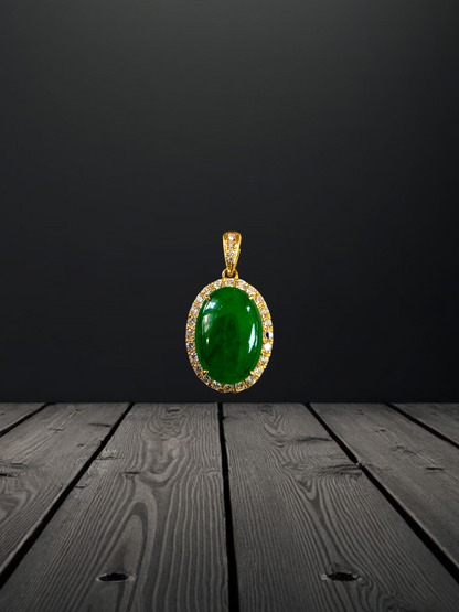 Toyoake MADE IN JAPAN 5.05 cts. Certified Bright Imperial Green Burmese A-Jadeite Pendant (with 18K Yellow Gold and White Diamonds)