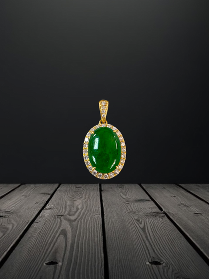 Toyoake MADE IN JAPAN 5.05 cts. Certified Bright Imperial Green Burmese A-Jadeite Pendant (with 18K Yellow Gold and White Diamonds)