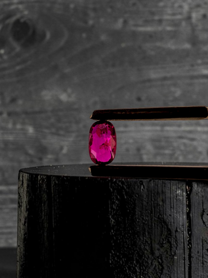 Certified 1.02 cts. No Heat Purplish Red Ruby (Mozambique) Oval Shaped Loose Stone LS68