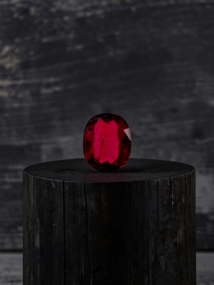 Certified 1.22 cts. Heated Pigeon's Blood Vivid Red Ruby (Mozambique) Oval Shaped Loose Stone LS72