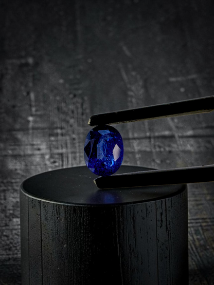 Certified 1.96 cts. Heated Royal Vivid Blue Sapphire (Sri Lankan/Ceylon) Oval Shaped Loose Stone LS74