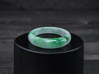 Certified Earth's (MADE IN JAPAN) Burmese Icy Green A-Jade Round Bangle Bracelet - 08842