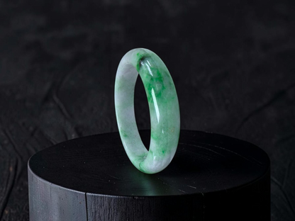 Certified Earth's (MADE IN JAPAN) Burmese Icy Green A-Jade Round Bangle Bracelet - 08842