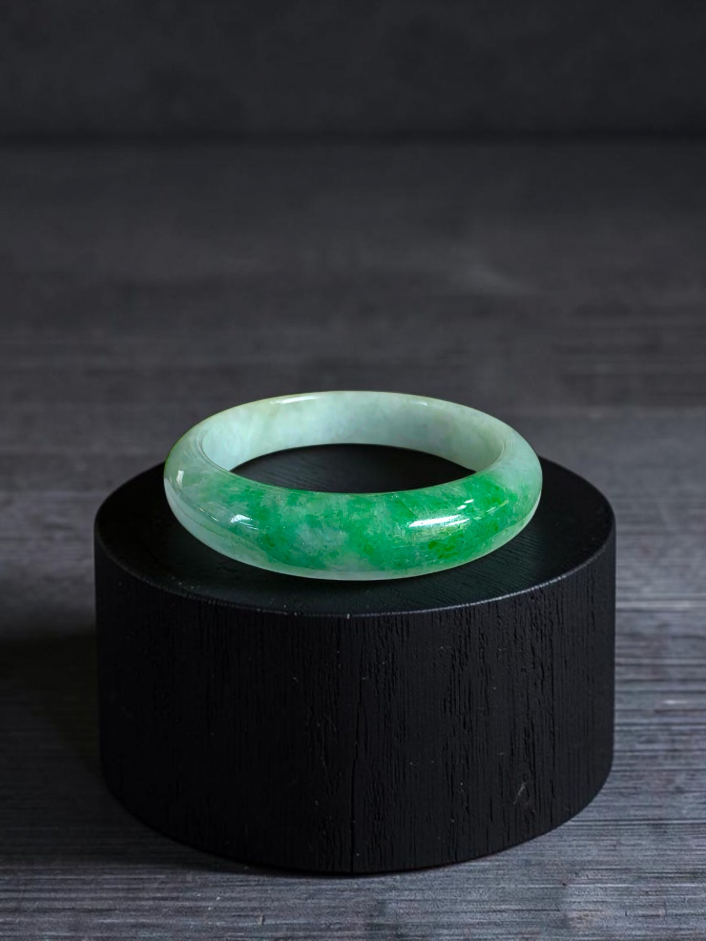 Certified Earth's (MADE IN JAPAN) Burmese Icy Imperial Green A-Jade Round Bangle Bracelet - 08843