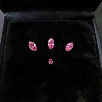 GIA Certified 0.382 cts. Natural Fancy Vivid Purplish Pink VVS2-SI1 Diamond Set Loose Stones Jewelry Set JS007