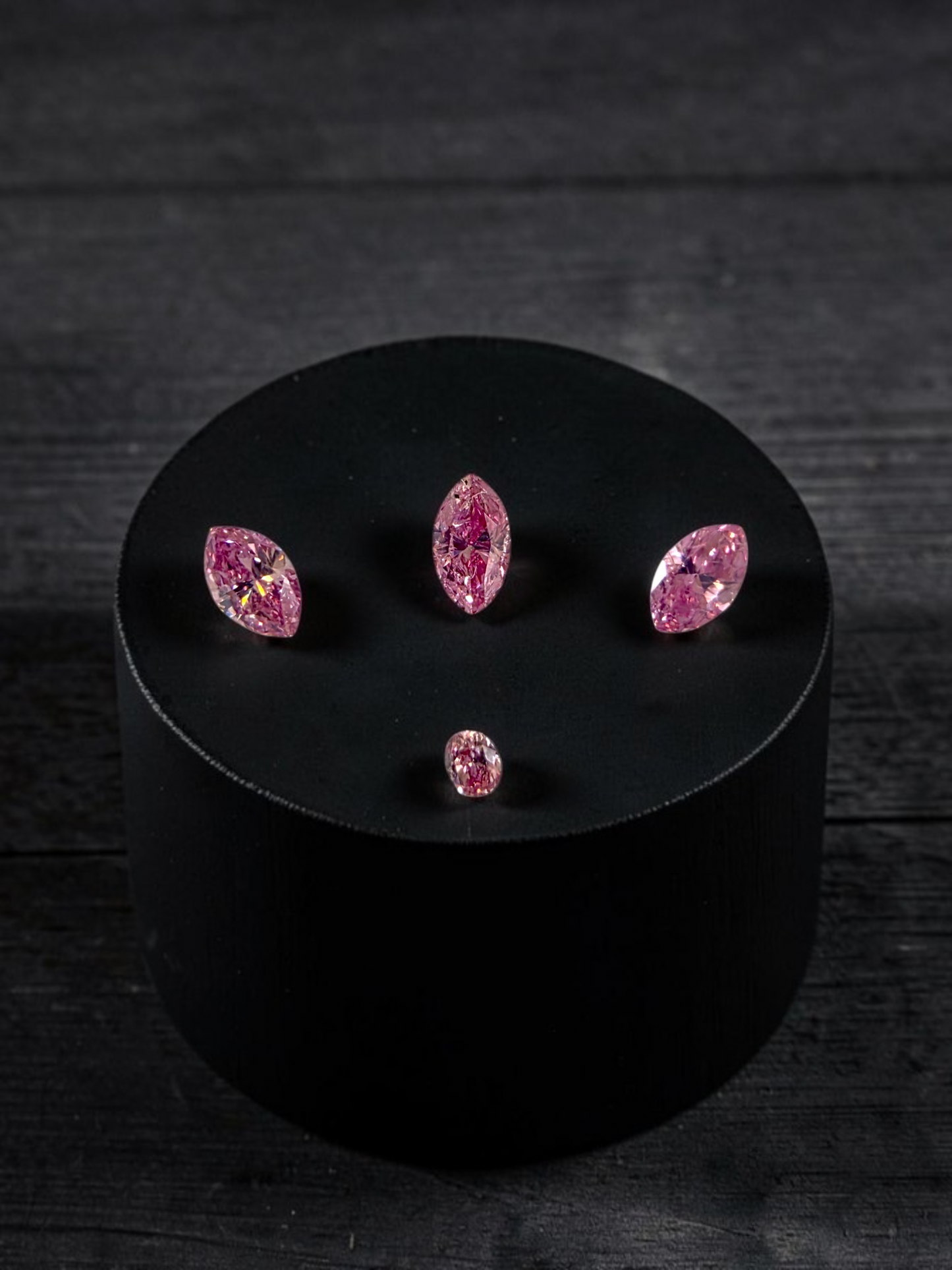 GIA Certified 0.382 cts. Natural Fancy Vivid Purplish Pink VVS2-SI1 Diamond Set Loose Stones Jewelry Set JS007