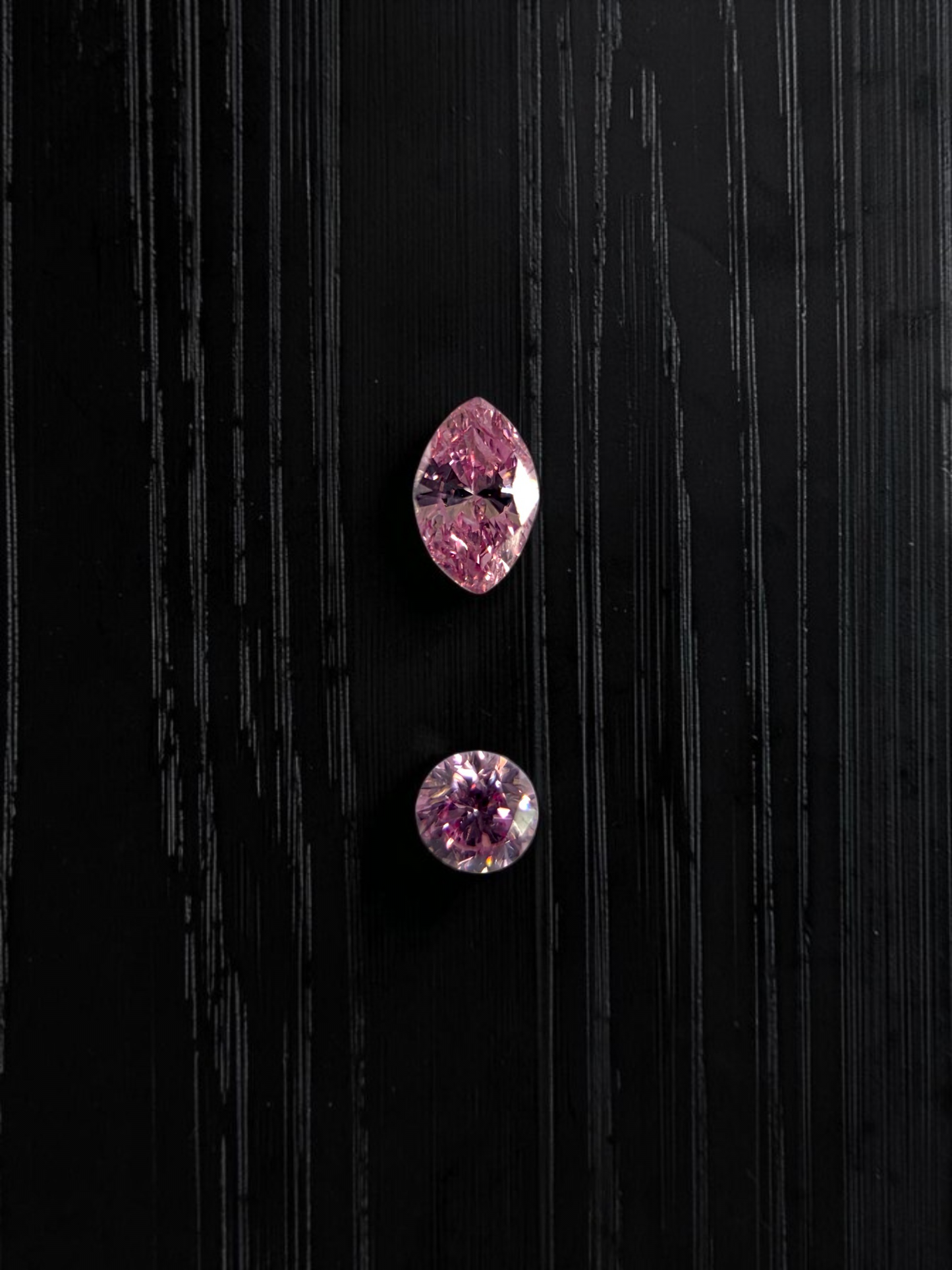 GIA Certified 0.207 cts. Natural Fancy Intense Purple Pink VVS2-VS2 Diamond Set Loose Stones Jewelry Set JS008