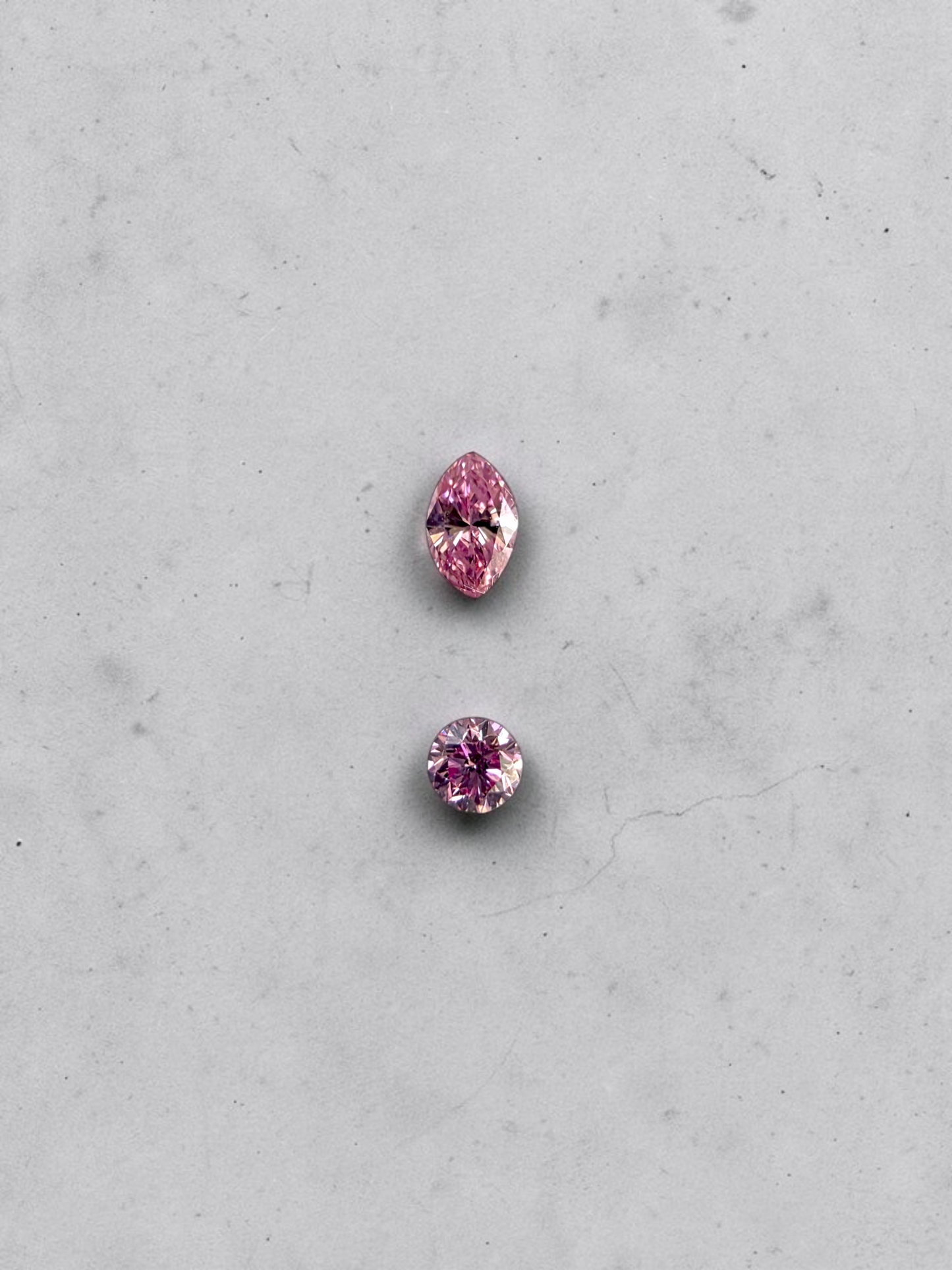 GIA Certified 0.207 cts. Natural Fancy Intense Purple Pink VVS2-VS2 Diamond Set Loose Stones Jewelry Set JS008
