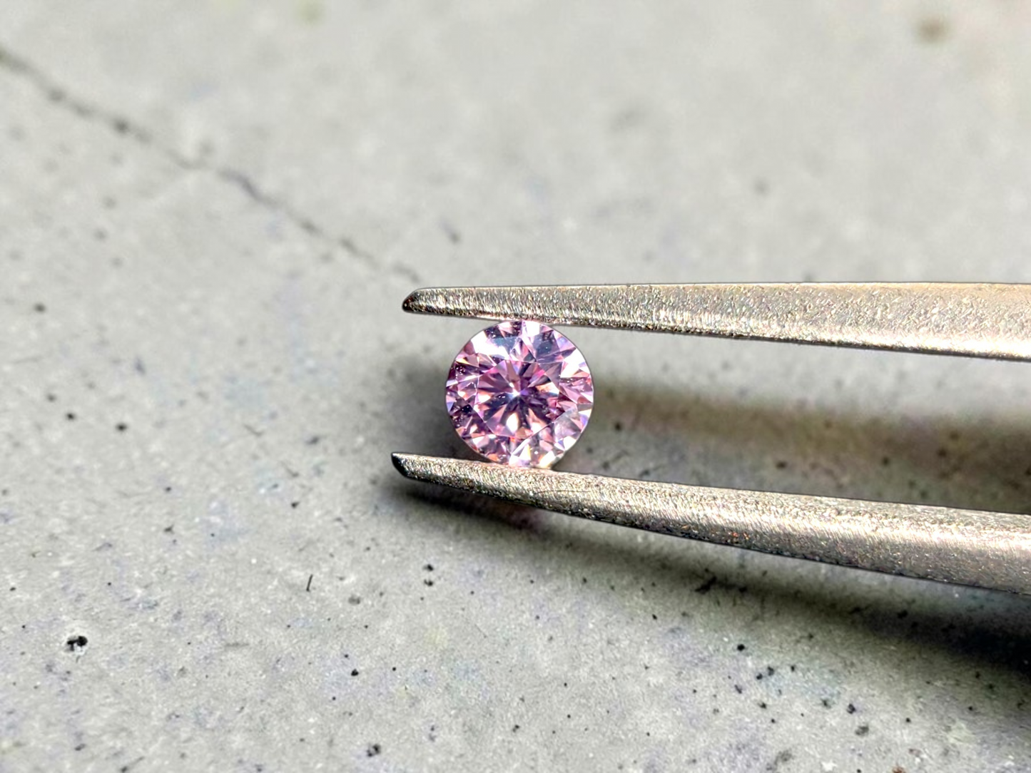 CGL Certified Natural 0.082 cts. Fancy Intense Purplish Pink VVS1 Round Brilliant Diamond Loose Stone - LS77