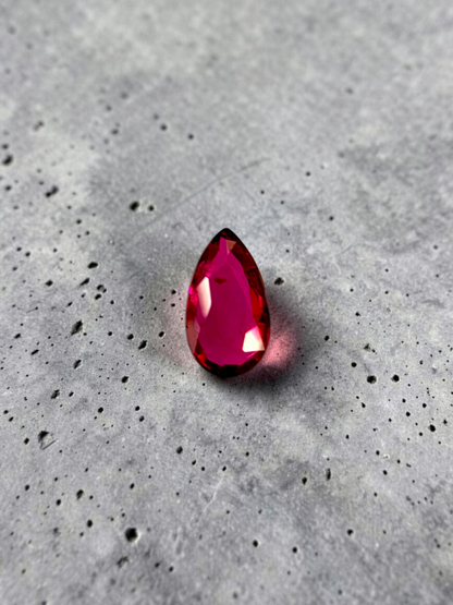 GIA Certified 1.00 cts. No Heat Vivid Red Ruby (Mozambique) Pear Shaped Loose Stone LS80