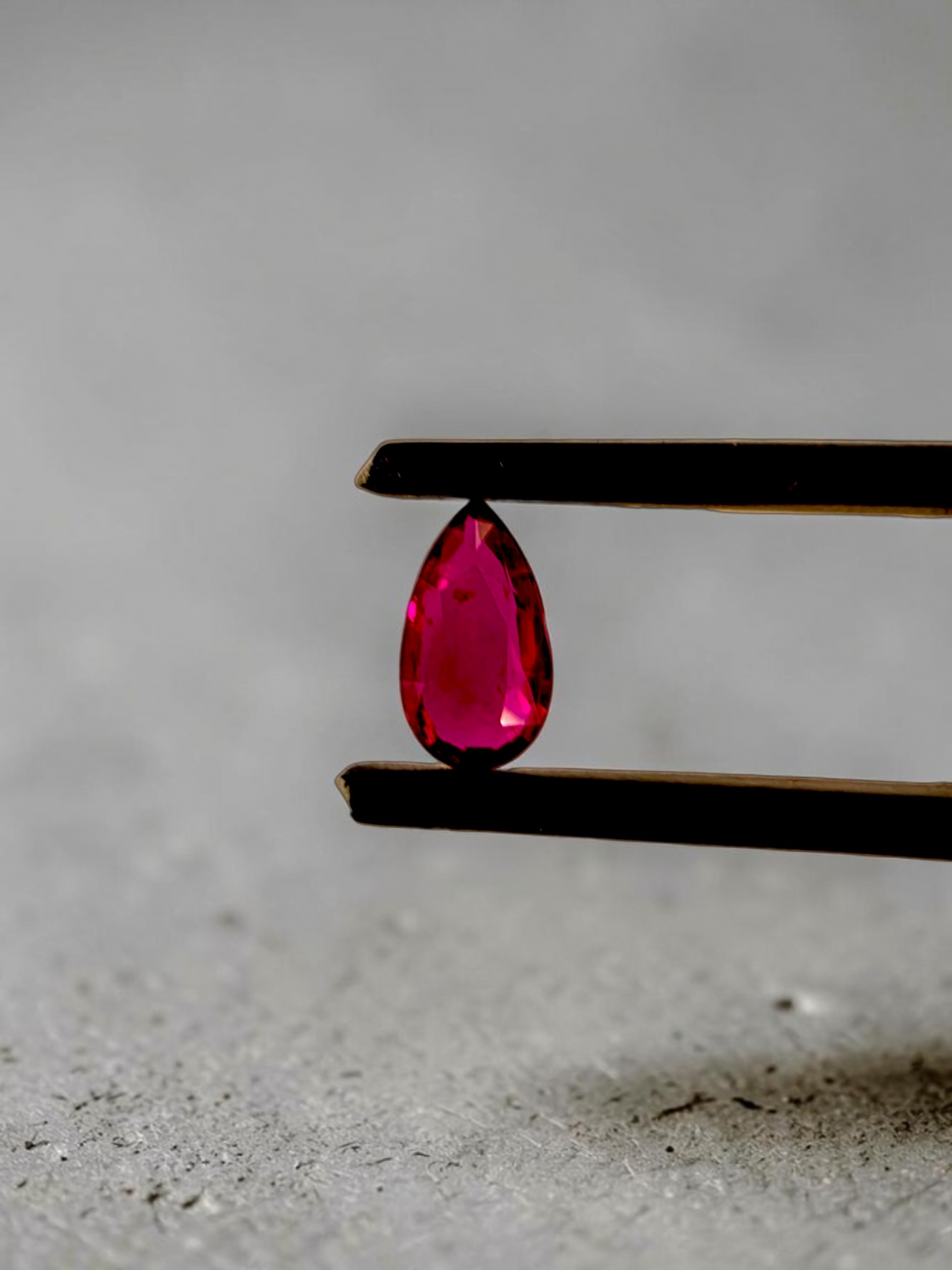 GIA Certified 1.00 cts. No Heat Vivid Red Ruby (Mozambique) Pear Shaped Loose Stone LS80