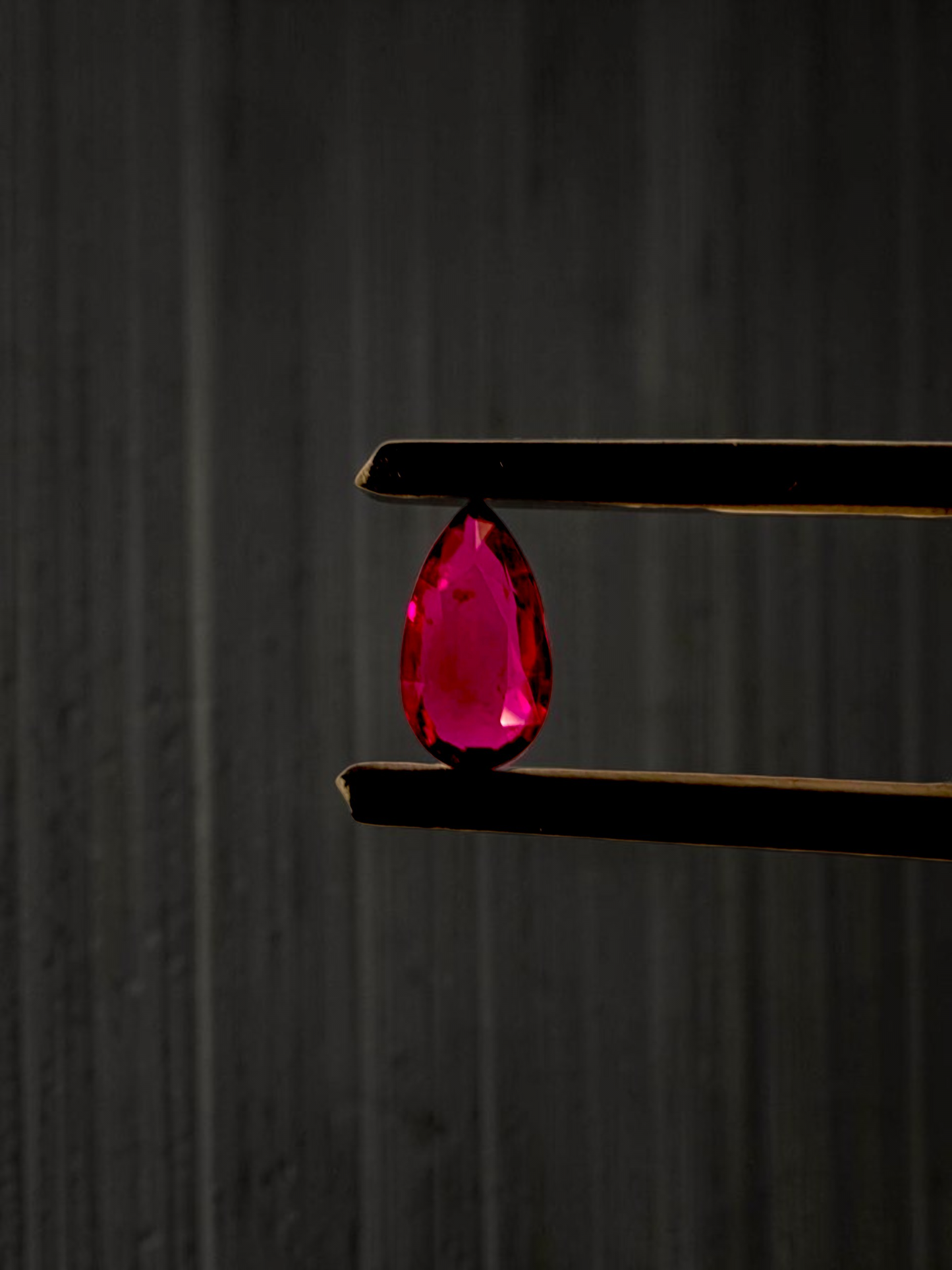 GIA Certified 1.00 cts. No Heat Vivid Red Ruby (Mozambique) Pear Shaped Loose Stone LS80