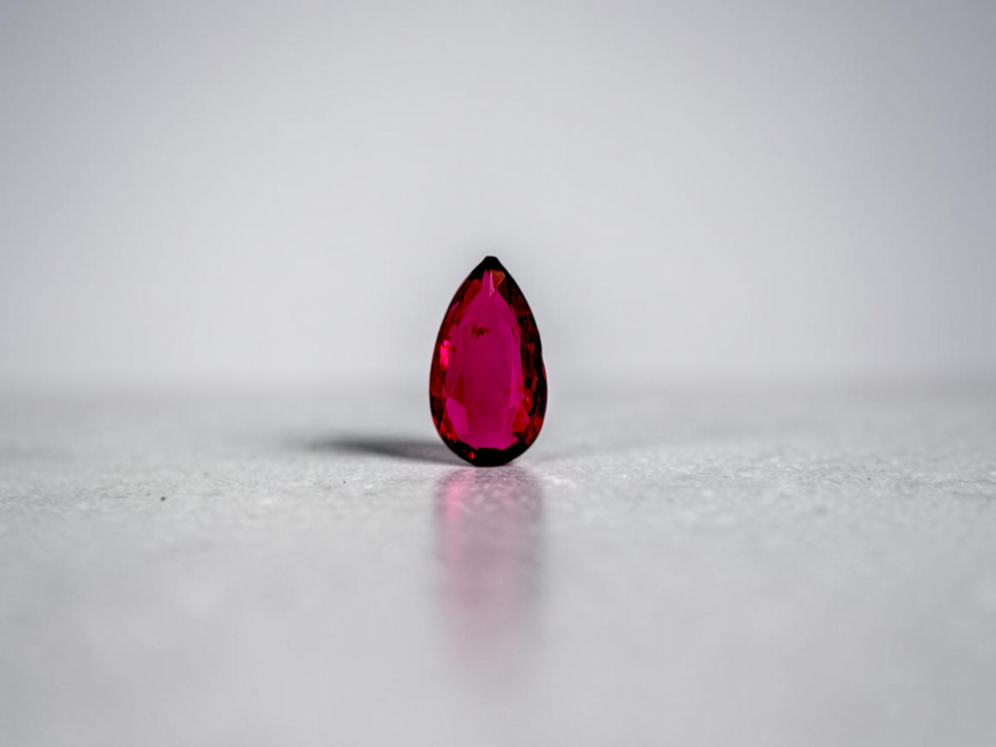 GIA Certified 1.00 cts. No Heat Vivid Red Ruby (Mozambique) Pear Shaped Loose Stone LS80