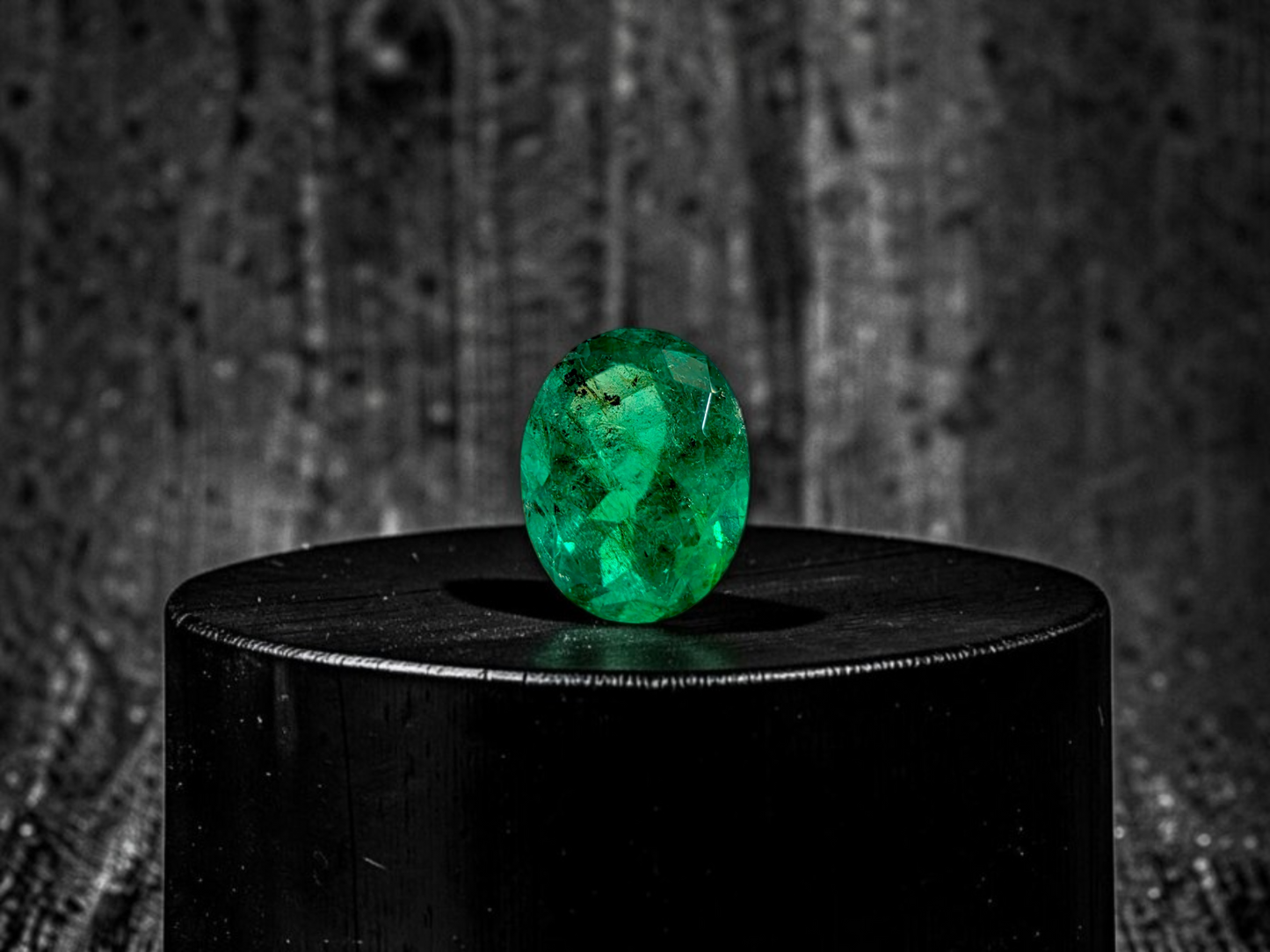 GIA Certified 1.25 cts. Moderate Oil Vivid Muzo Green (Columbia) Emerald Oval Shape Loose Stone LS81