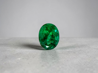 GIA Certified 1.25 cts. Moderate Oil Vivid Muzo Green (Columbia) Emerald Oval Shape Loose Stone LS81