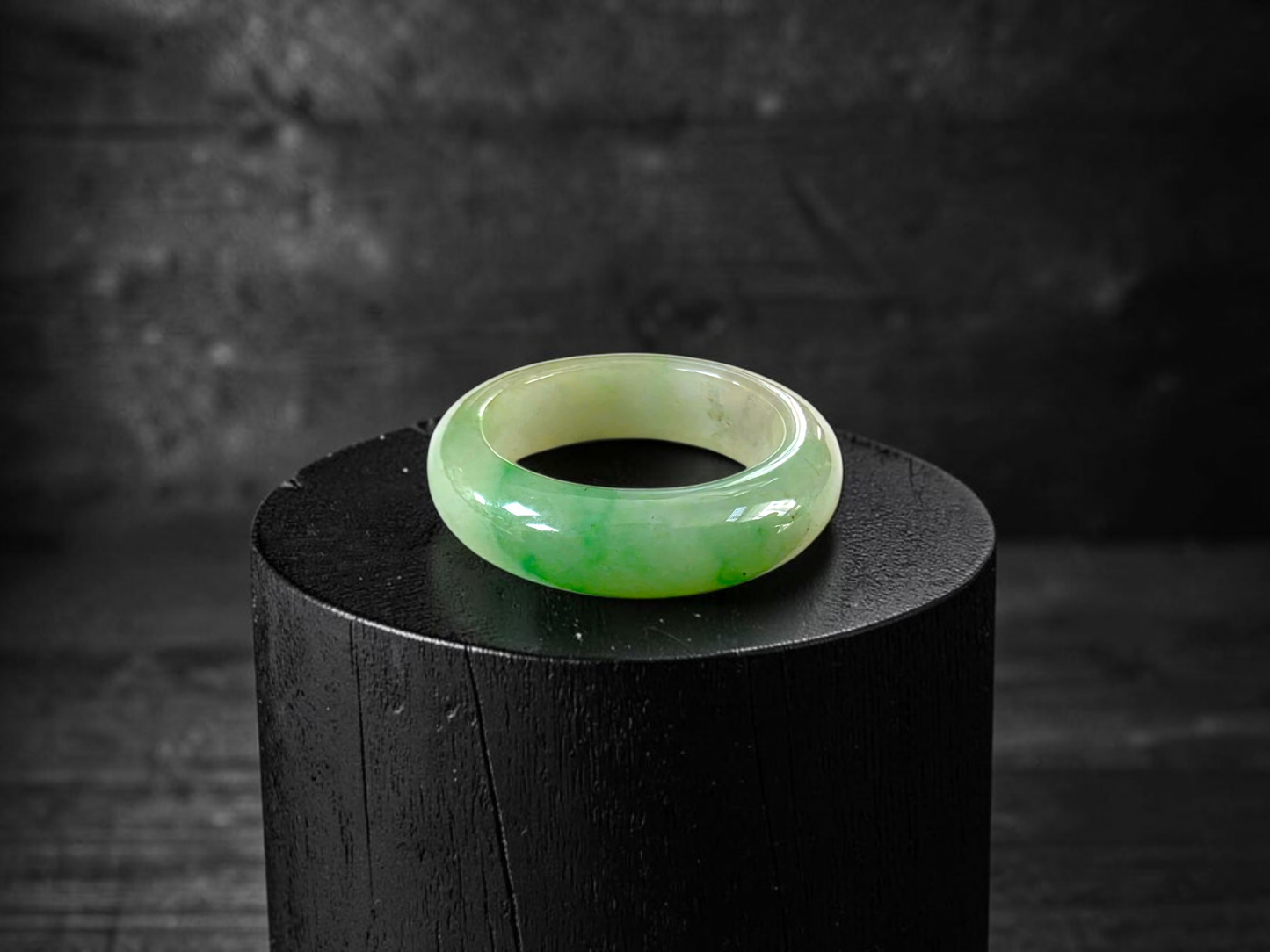 Master's Burmese Green A-Jadeite Infinity Band Ring Size US 7.5 - 09027 - Certified