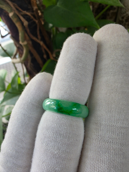 Master's Burmese Icy Green A-Jadeite Infinity Band Ring Size US 7.5 - 09028 - Certified