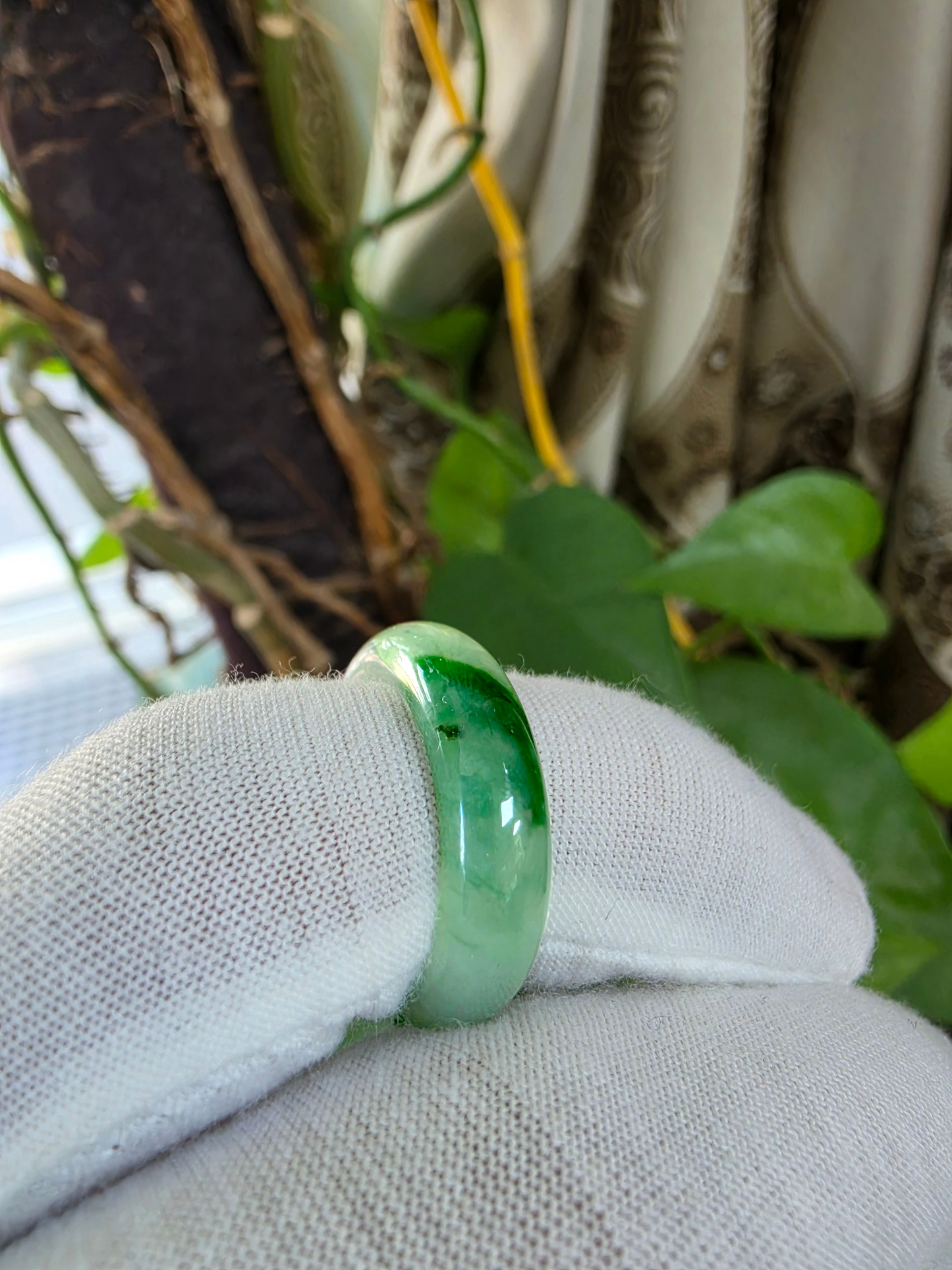 Master's Burmese Icy Green A-Jadeite Infinity Band Ring Size US 7.5 - 09029 - Certified