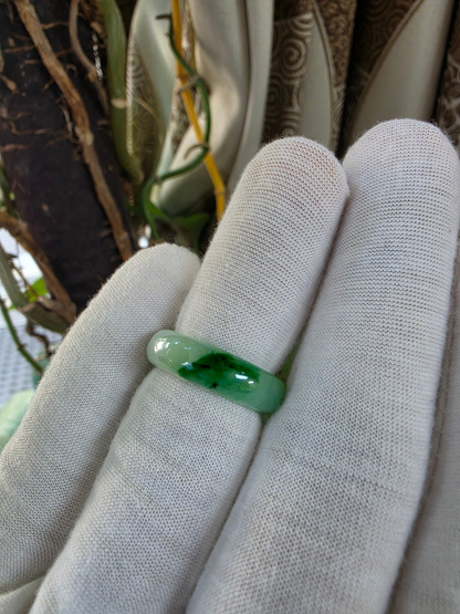 Master's Burmese Icy Green A-Jadeite Infinity Band Ring Size US 7.5 - 09029 - Certified