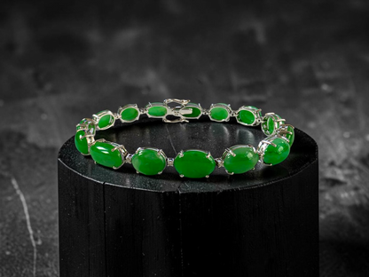 Hibiya (MADE IN JAPAN) Burmese A-Jadeite Bracelet (with 18K White Gold and White Diamonds) - Certified