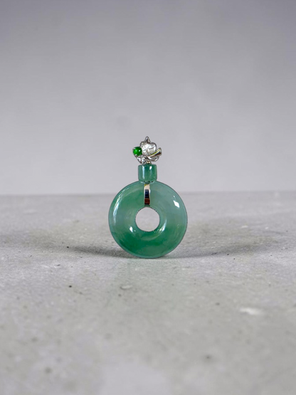 Inzai Round Icy Celadon Green Burmese A-Jadeite 16.00 mm Donut Disc Charm Pendant (with 18K White Gold) - Certified V3