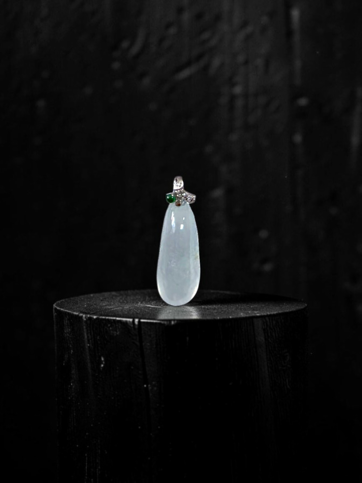 Seiyo Pear Icy White Burmese A-Jadeite Charm Pendant (with 18K White Gold and White Diamonds) - Certified