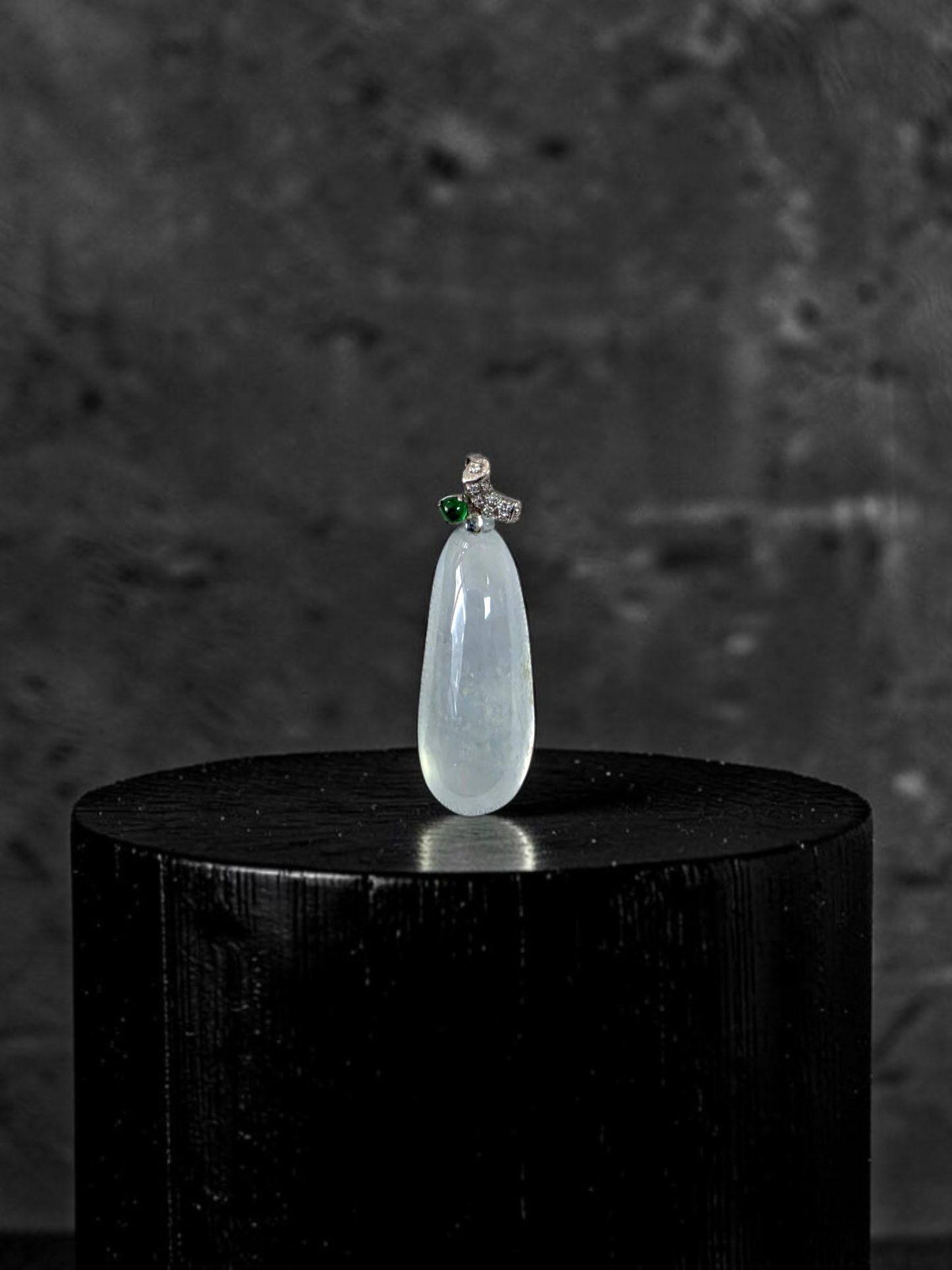 Seiyo Pear Icy White Burmese A-Jadeite Charm Pendant (with 18K White Gold and White Diamonds) - Certified