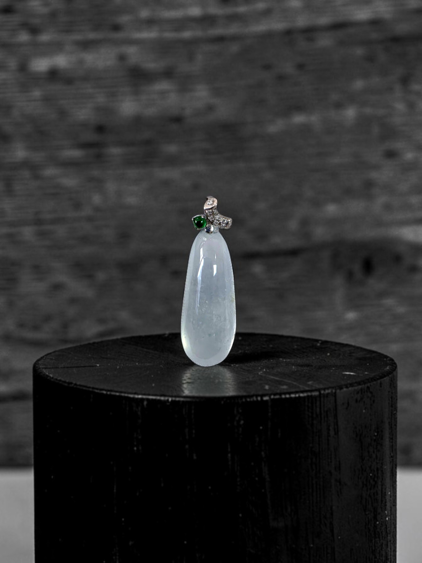 Seiyo Pear Icy White Burmese A-Jadeite Charm Pendant (with 18K White Gold and White Diamonds) - Certified