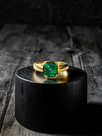 GIA Certified (F2) Choshi (Made in JAPAN) 1.61 cts. Bright Vivid Green Columbian Emerald Ring (with 18K Yellow Gold) Size US8.5  - R30