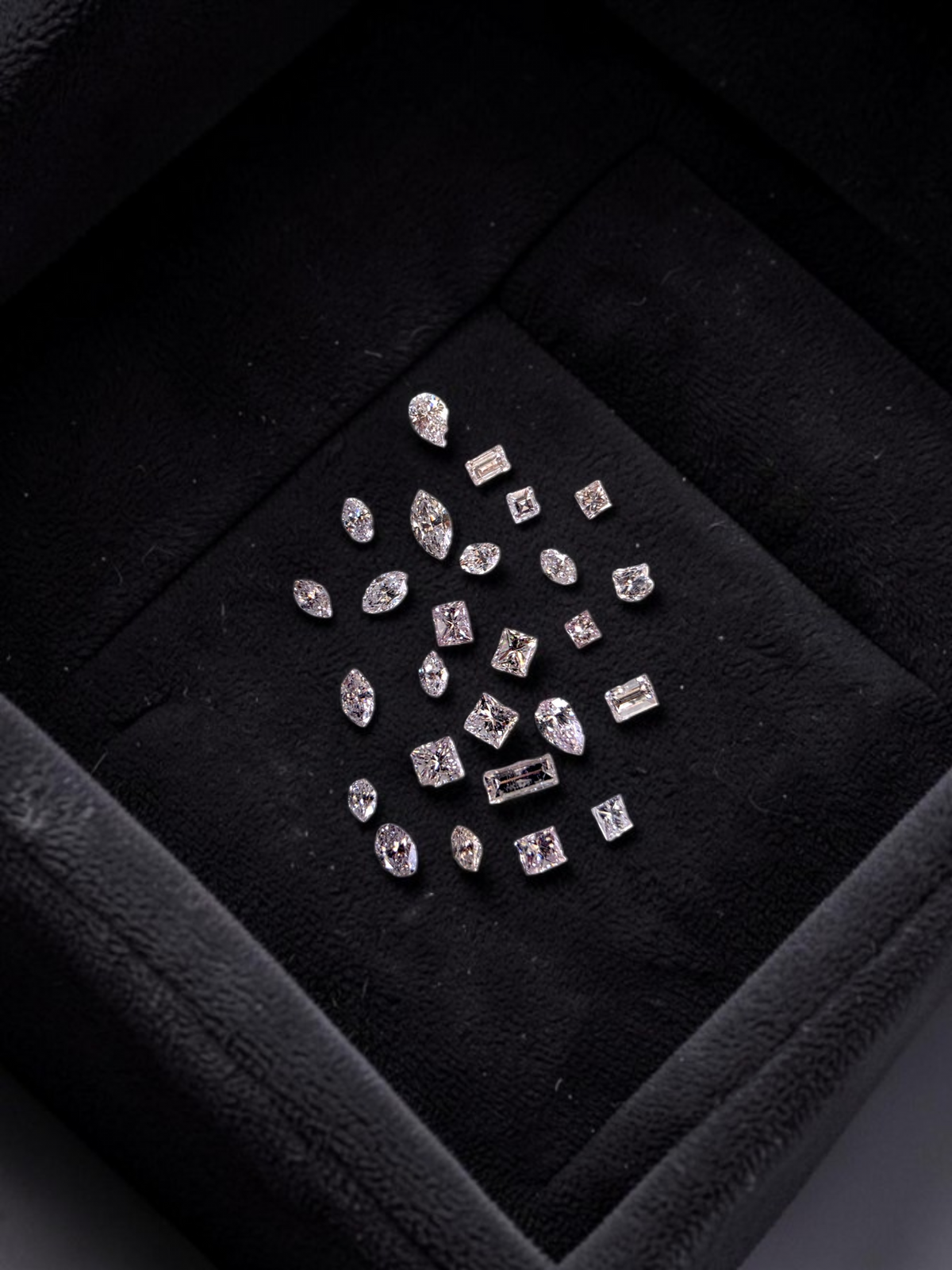 CGL Certified 1.71 cts. Natural Very Light - Faint Pink VS1-SI2 Mixed Shapes Diamond Set 26 Loose Stones Jewelry Set JS013