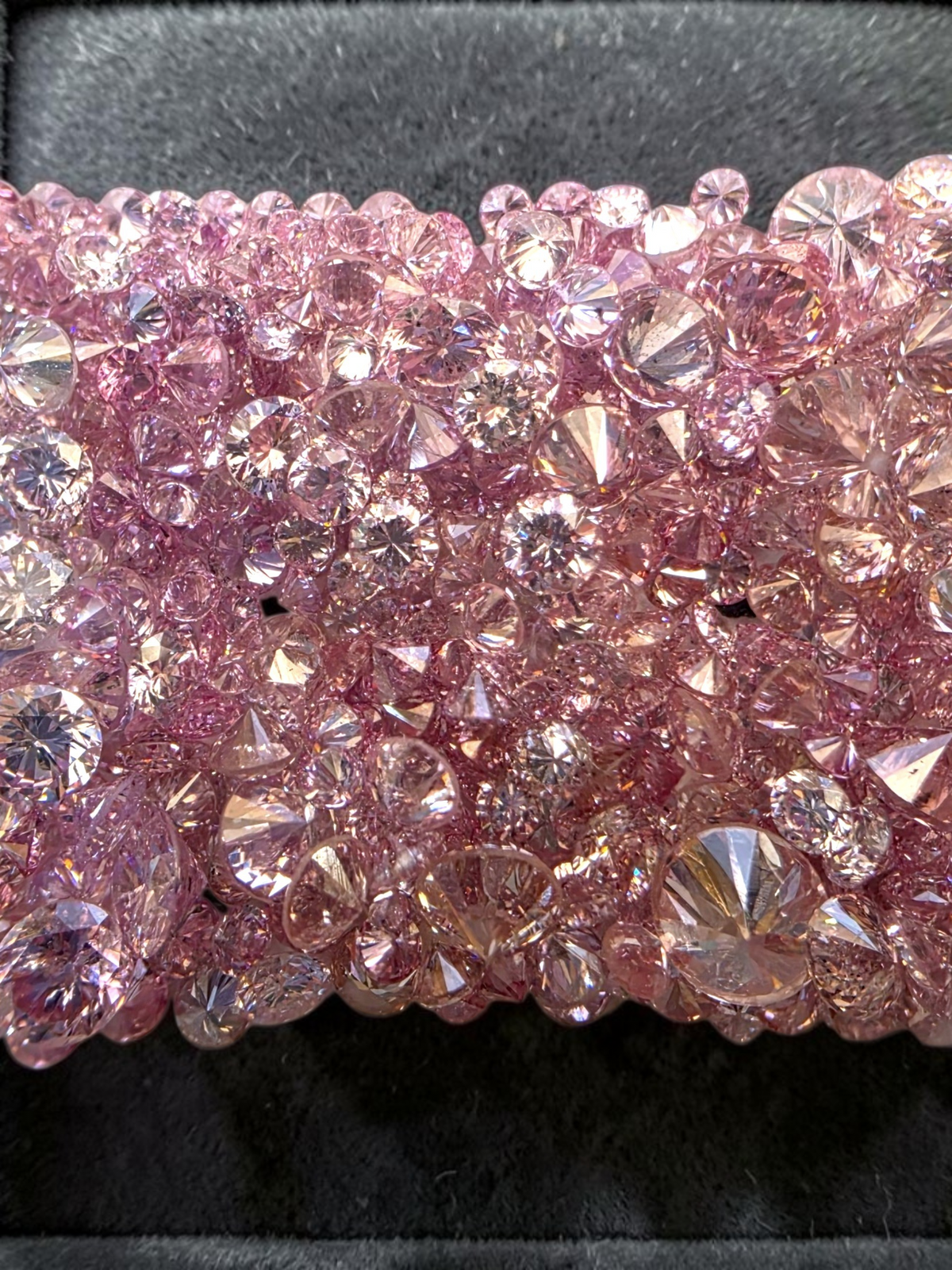 Natural Fancy Pink Diamonds Melee VS-SI Round Brilliant Diamond Melee 7.52 cts. Parcel FCP1