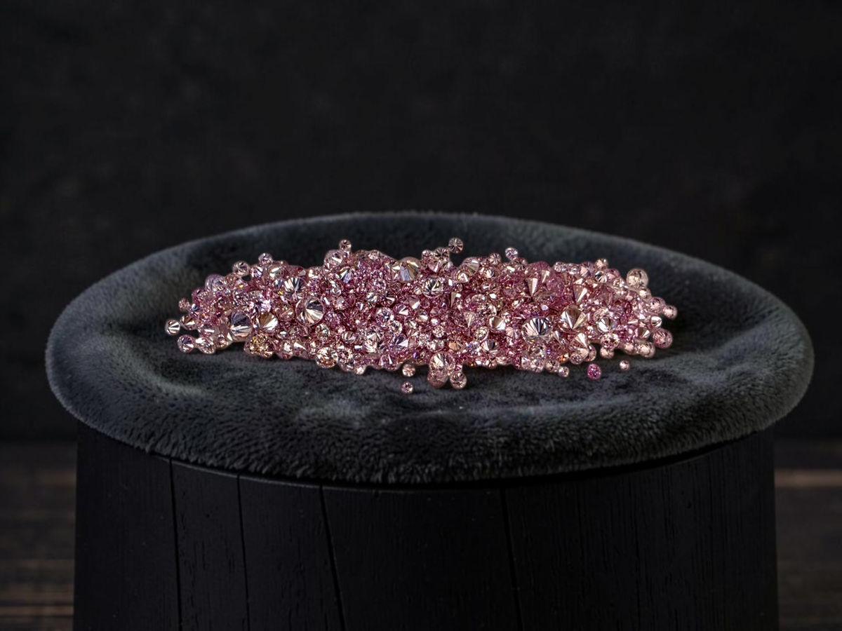 Natural Fancy Pink Diamonds Melee VS-SI Round Brilliant Diamond Melee 7.52 cts. Parcel FCP1