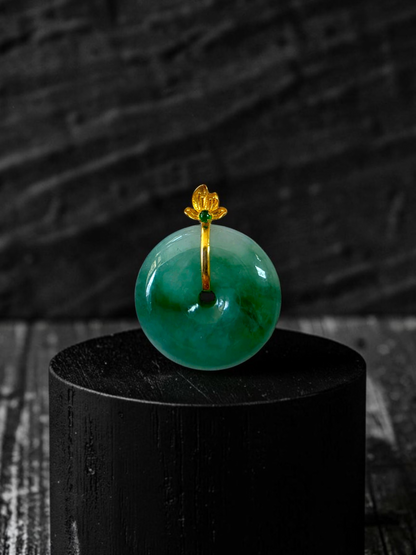 Katagami Round Burmese A-Jadeite 18.50 mm Donut Pendant (with 18K Yellow Gold) - Certified