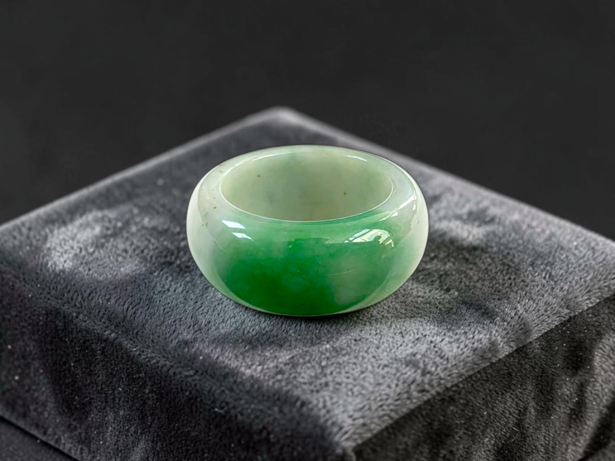 Master's Burmese Icy Bright Green and White A-Jadeite Infinity Band Ring Size US 10 - 09031 - Certified