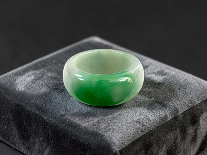 Master's Burmese Icy Bright Green and White A-Jadeite Infinity Band Ring Size US 10 - 09031 - Certified