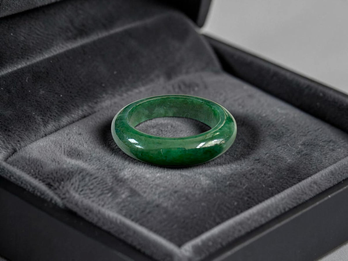Master's Burmese Icy Deep Apple Green A-Jadeite Infinity Band Ring Size US 9 - 09032 - Certified
