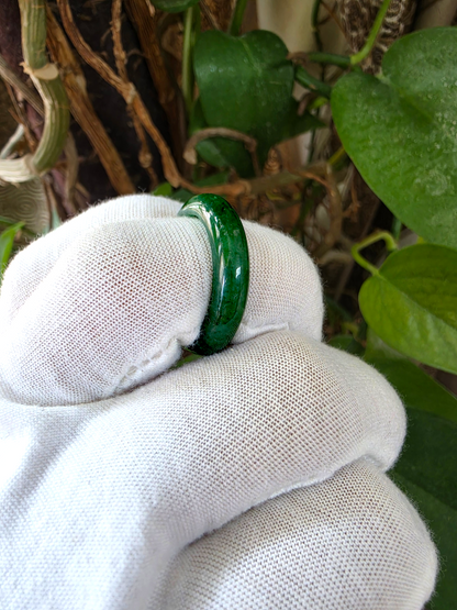 Master's Burmese Icy Deep Apple Green A-Jadeite Infinity Band Ring Size US 9 - 09032 - Certified