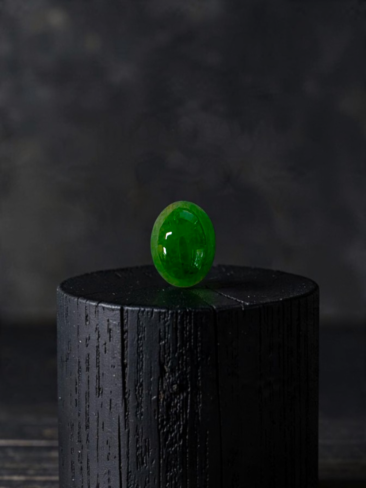 Certified MADE IN JAPAN 1.576 cts. Apple Green Burmese A-Jadeite Oval Cabochon Loose Stone LS90