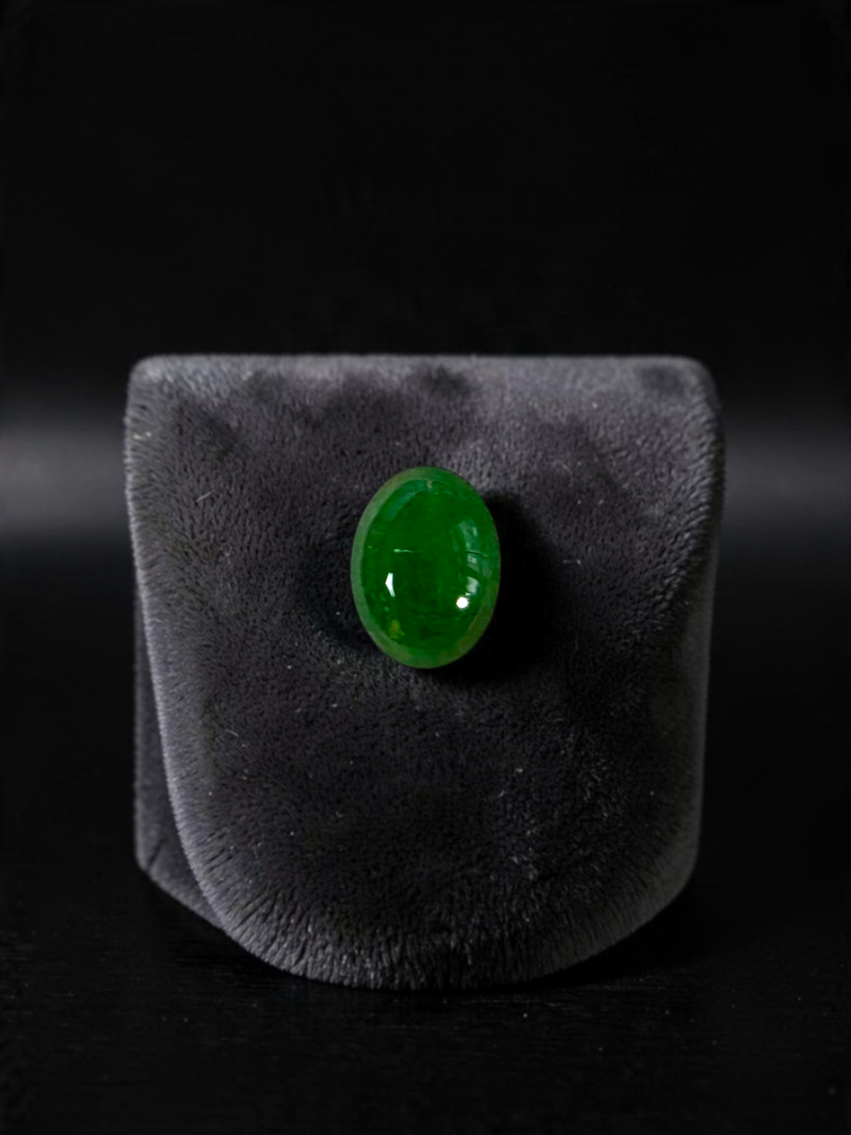 Certified MADE IN JAPAN 1.576 cts. Apple Green Burmese A-Jadeite Oval Cabochon Loose Stone LS90