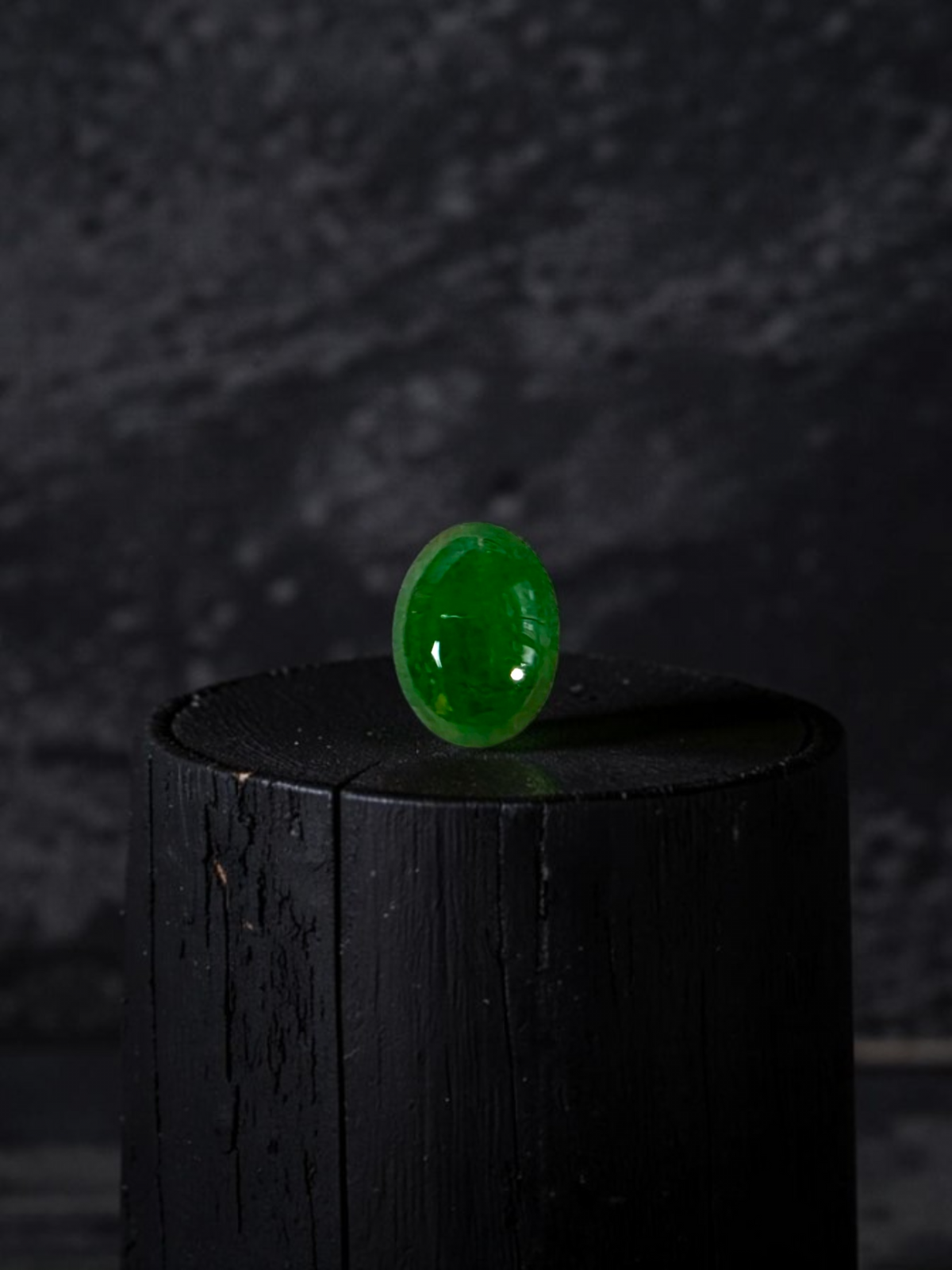 Certified MADE IN JAPAN 1.576 cts. Apple Green Burmese A-Jadeite Oval Cabochon Loose Stone LS90