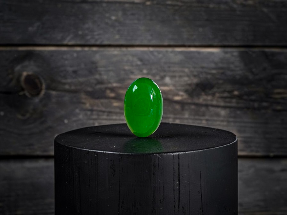 Certified MADE IN JAPAN 1.632 cts. Bright Green Burmese A-Jadeite Oval Cabochon Loose Stone LS92