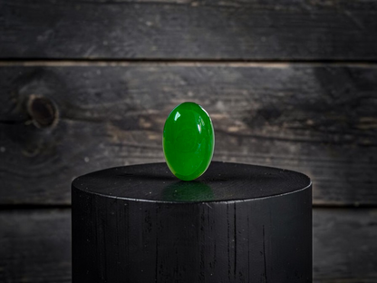 Certified MADE IN JAPAN 1.632 cts. Bright Green Burmese A-Jadeite Oval Cabochon Loose Stone LS92
