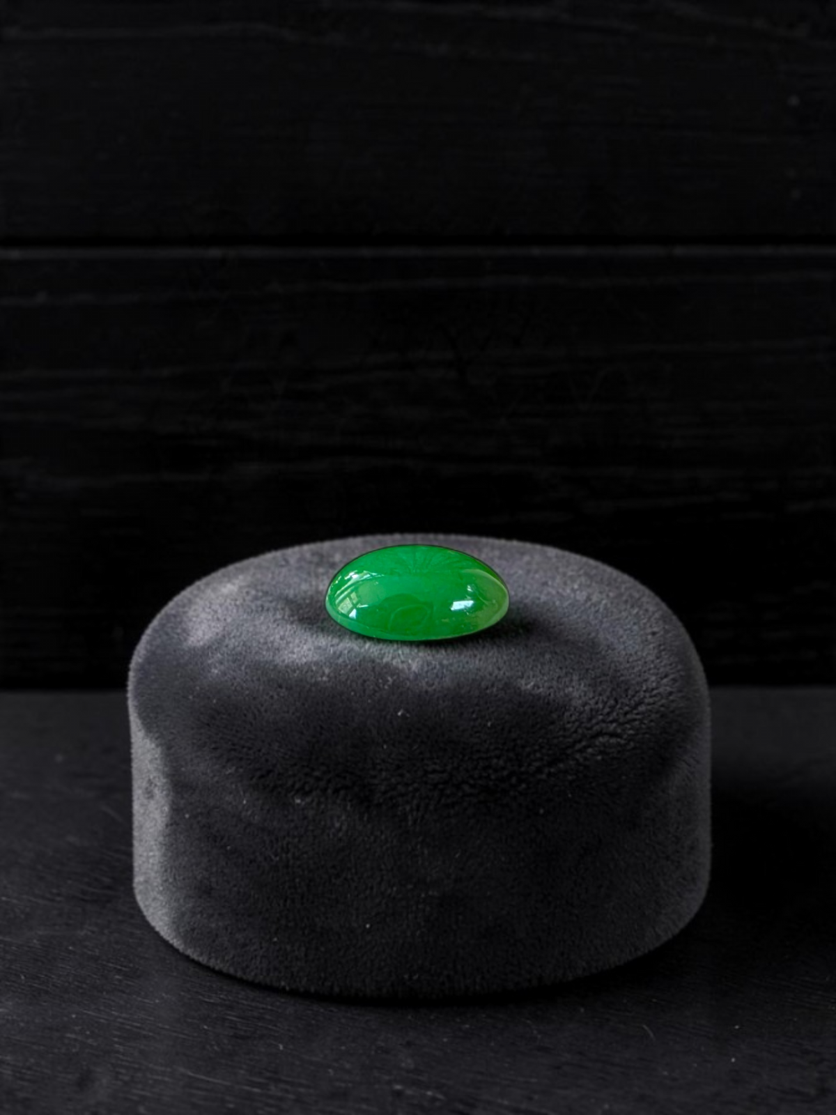 Certified MADE IN JAPAN 1.632 cts. Bright Green Burmese A-Jadeite Oval Cabochon Loose Stone LS92
