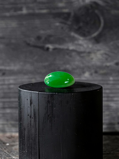 Certified MADE IN JAPAN 1.632 cts. Bright Green Burmese A-Jadeite Oval Cabochon Loose Stone LS92