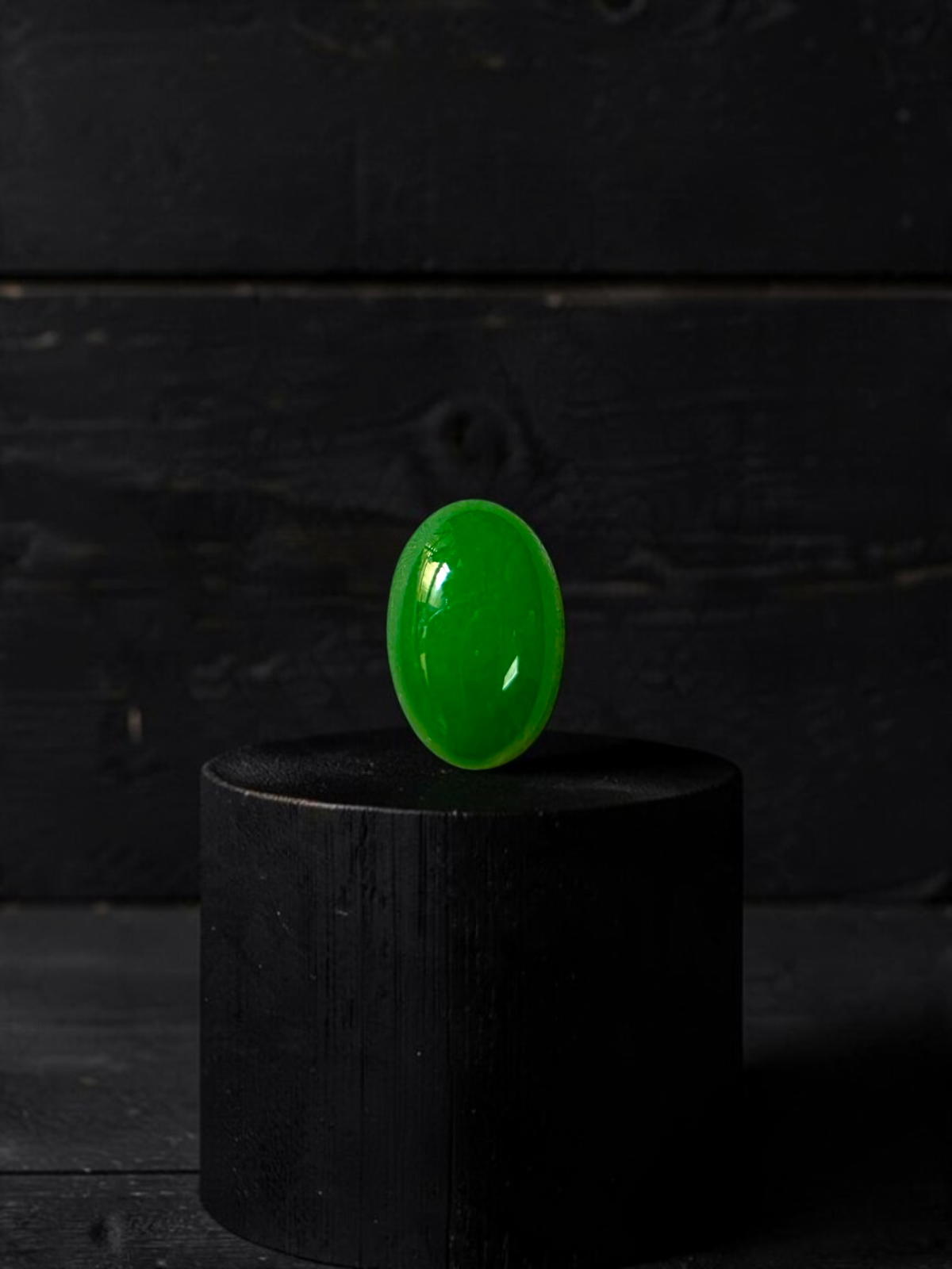 Certified MADE IN JAPAN 1.632 cts. Bright Green Burmese A-Jadeite Oval Cabochon Loose Stone LS92